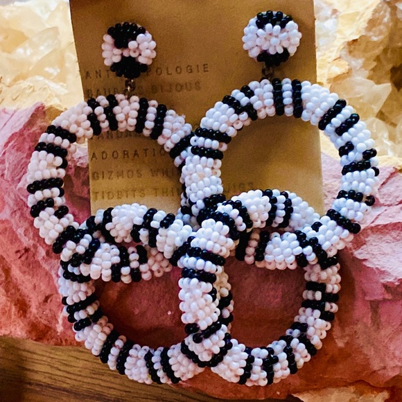 NWT Anthropologie Deepa Beaded White Hoop Chandeliers - Picture 9 of 10